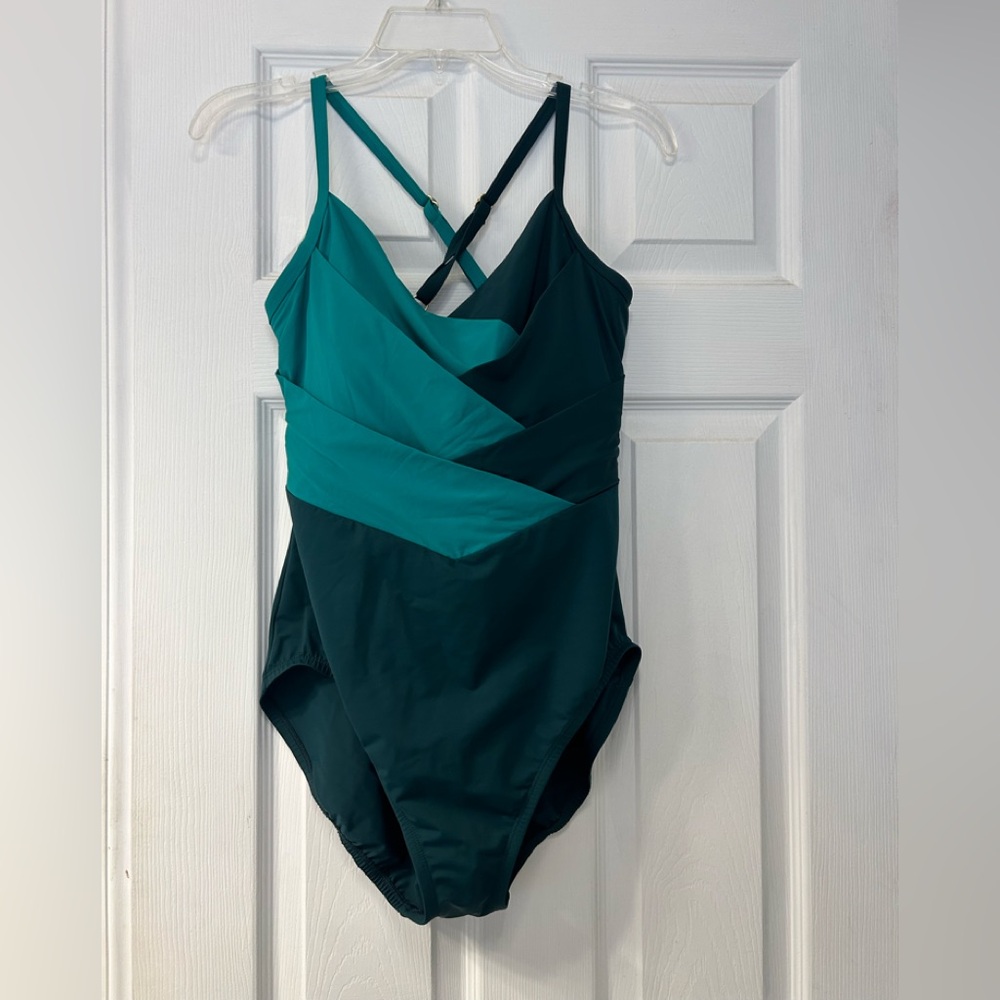 Lands End one piece swim green size 14